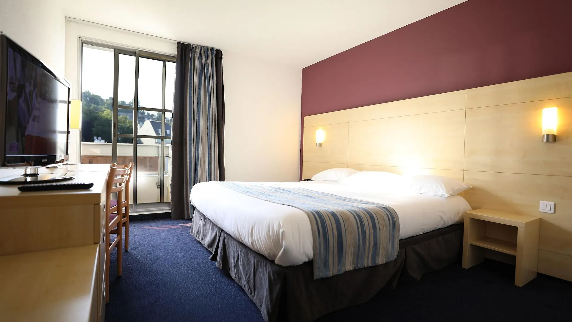 Hotel Alba Lourdes 4*,  France