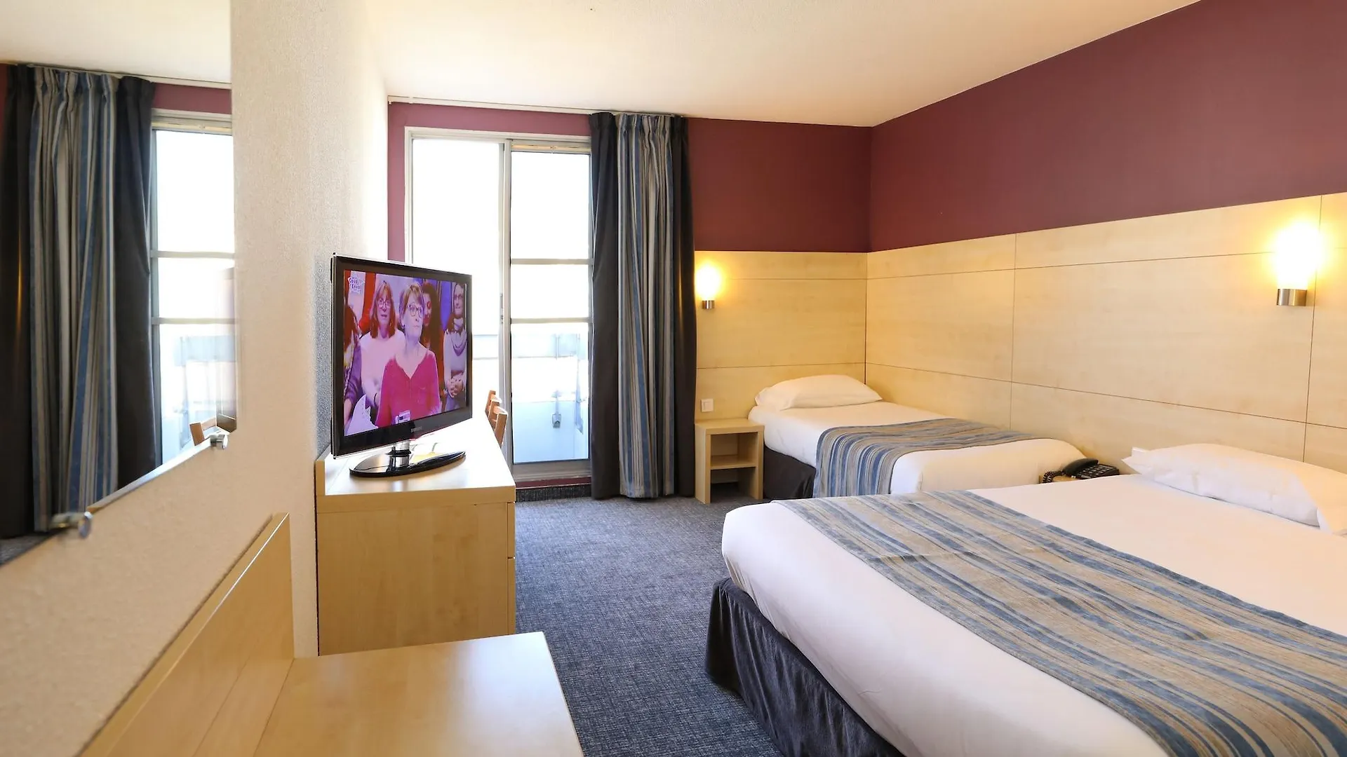 Hotel Alba Lourdes 4*,